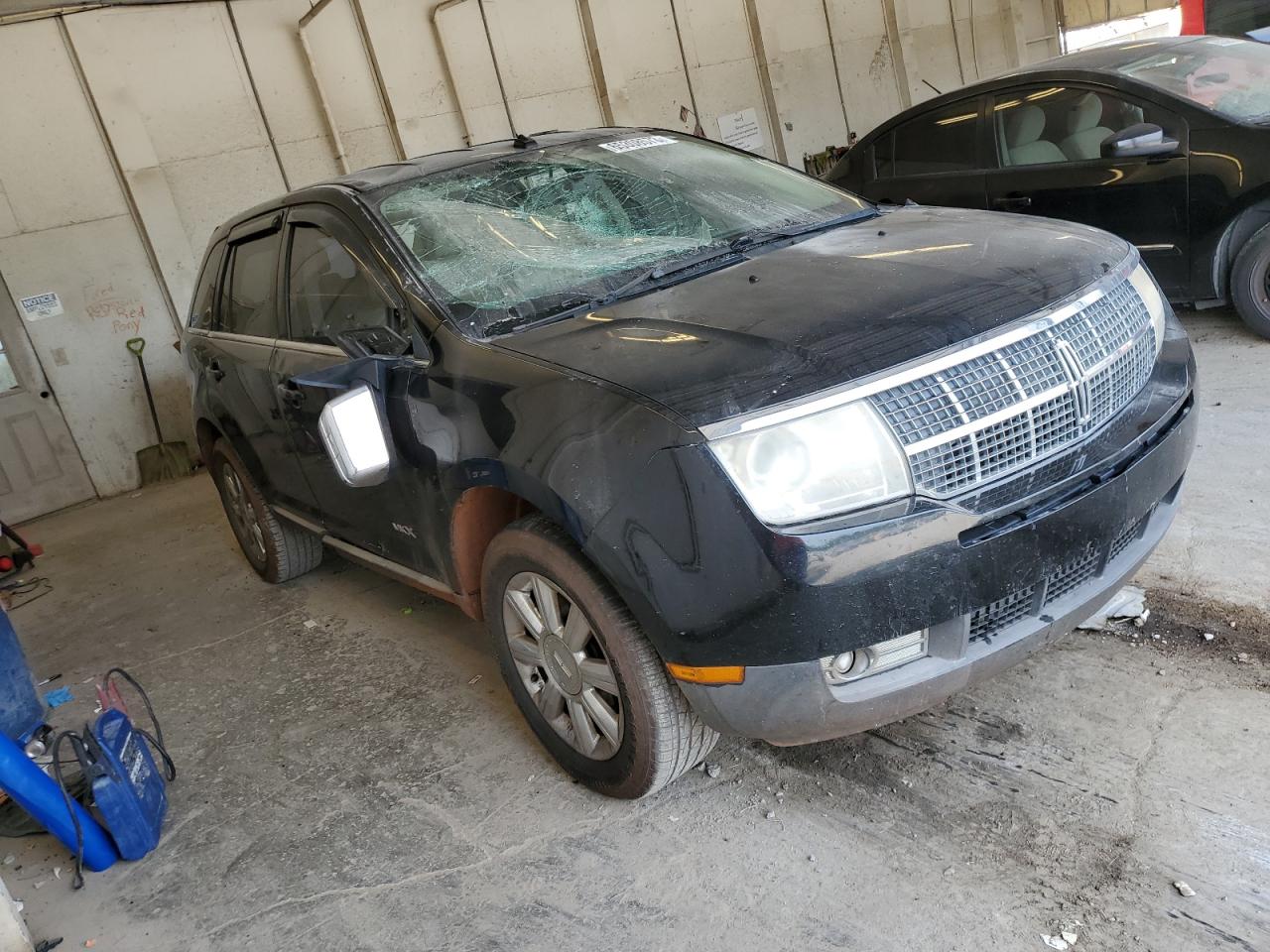 Photo 3 VIN: 2LMDU68C88BJ10490 - LINCOLN MKX 