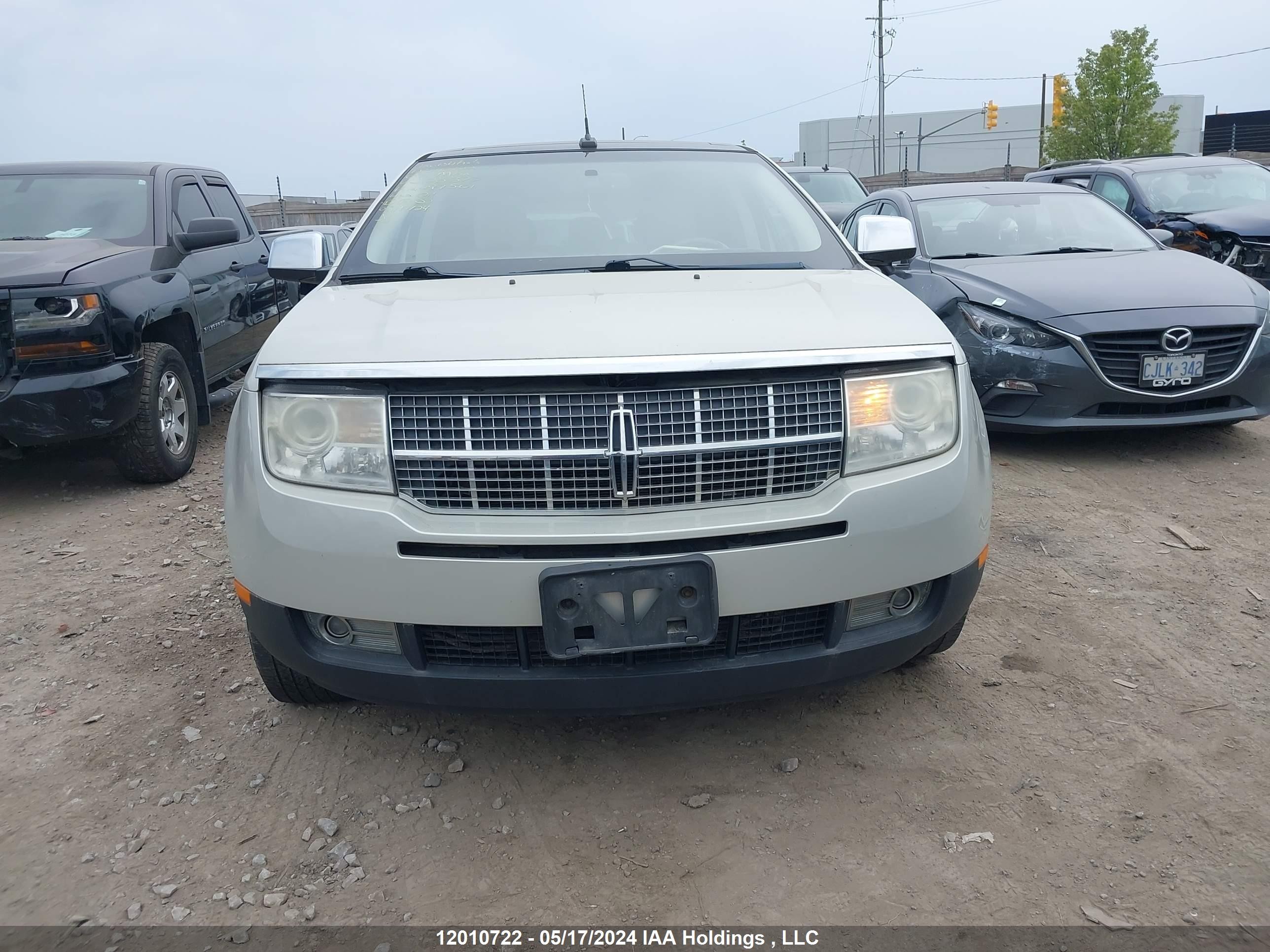 Photo 11 VIN: 2LMDU88C07BJ28377 - LINCOLN MKX 