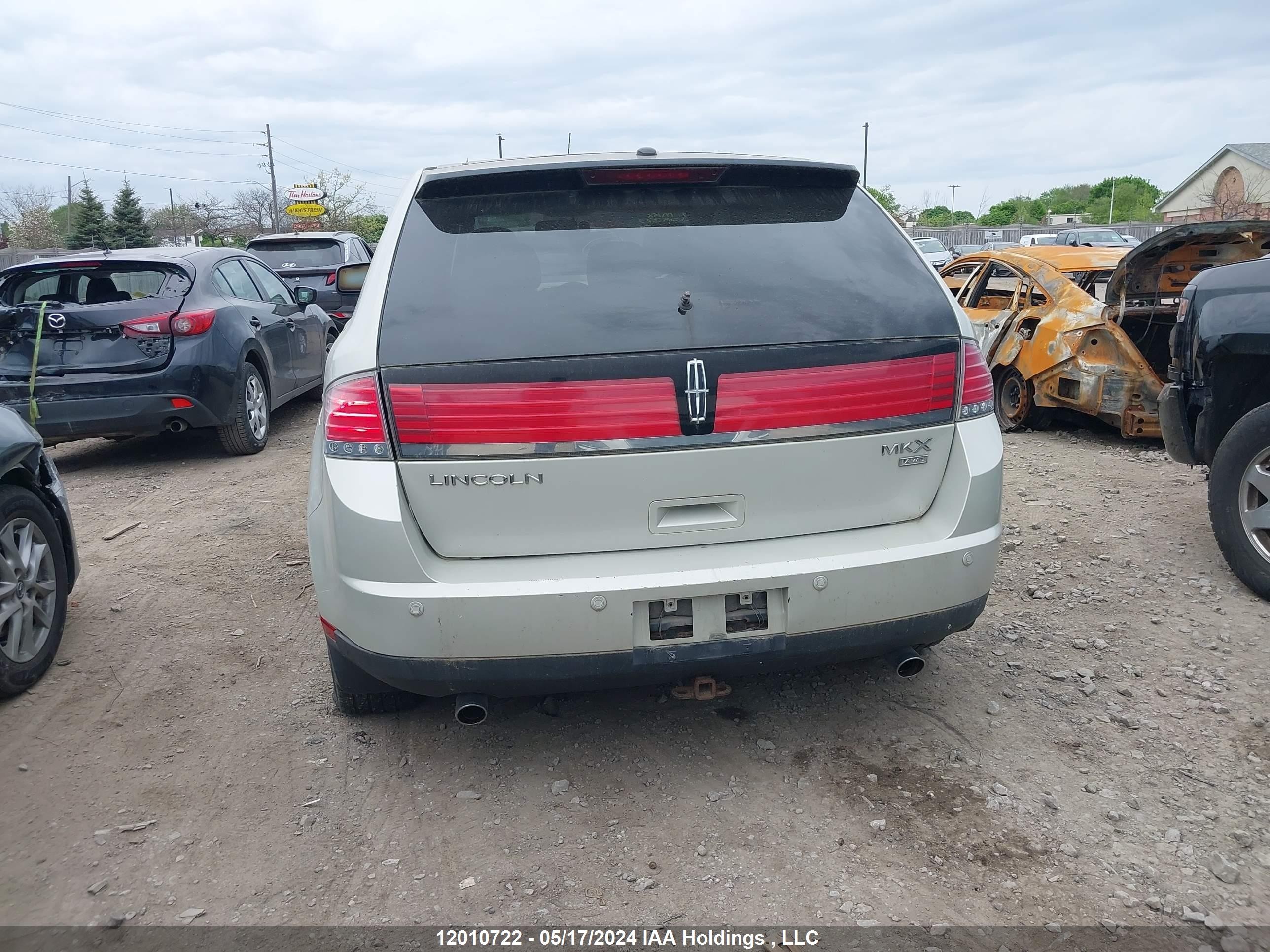 Photo 15 VIN: 2LMDU88C07BJ28377 - LINCOLN MKX 