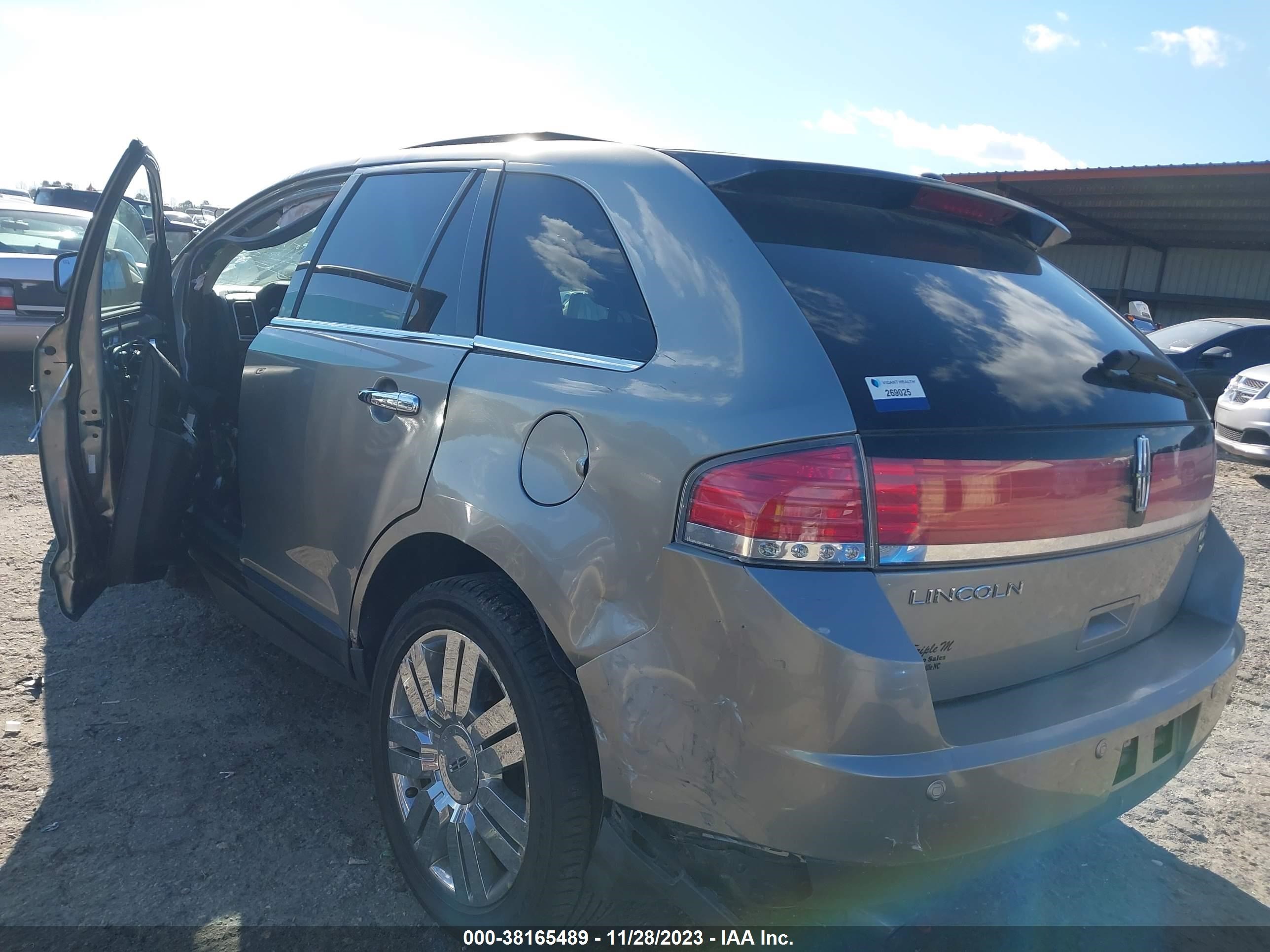 Photo 2 VIN: 2LMDU88C08BJ30468 - LINCOLN MKX 