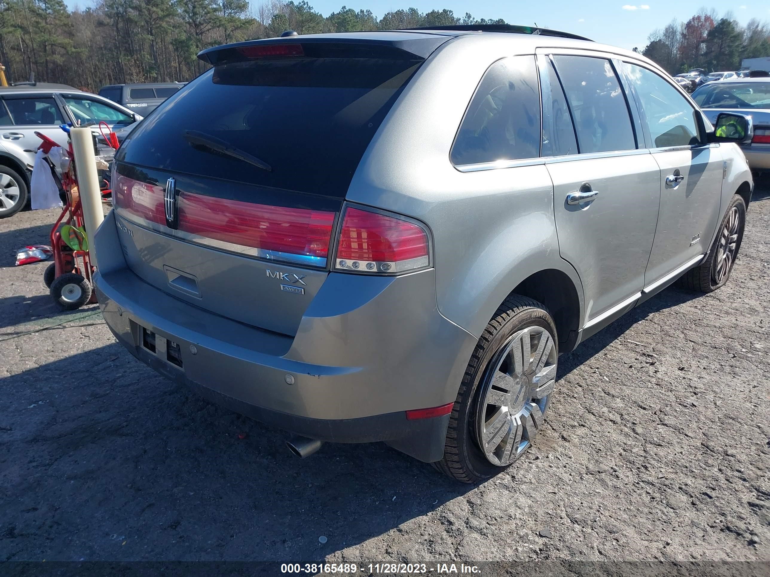 Photo 3 VIN: 2LMDU88C08BJ30468 - LINCOLN MKX 