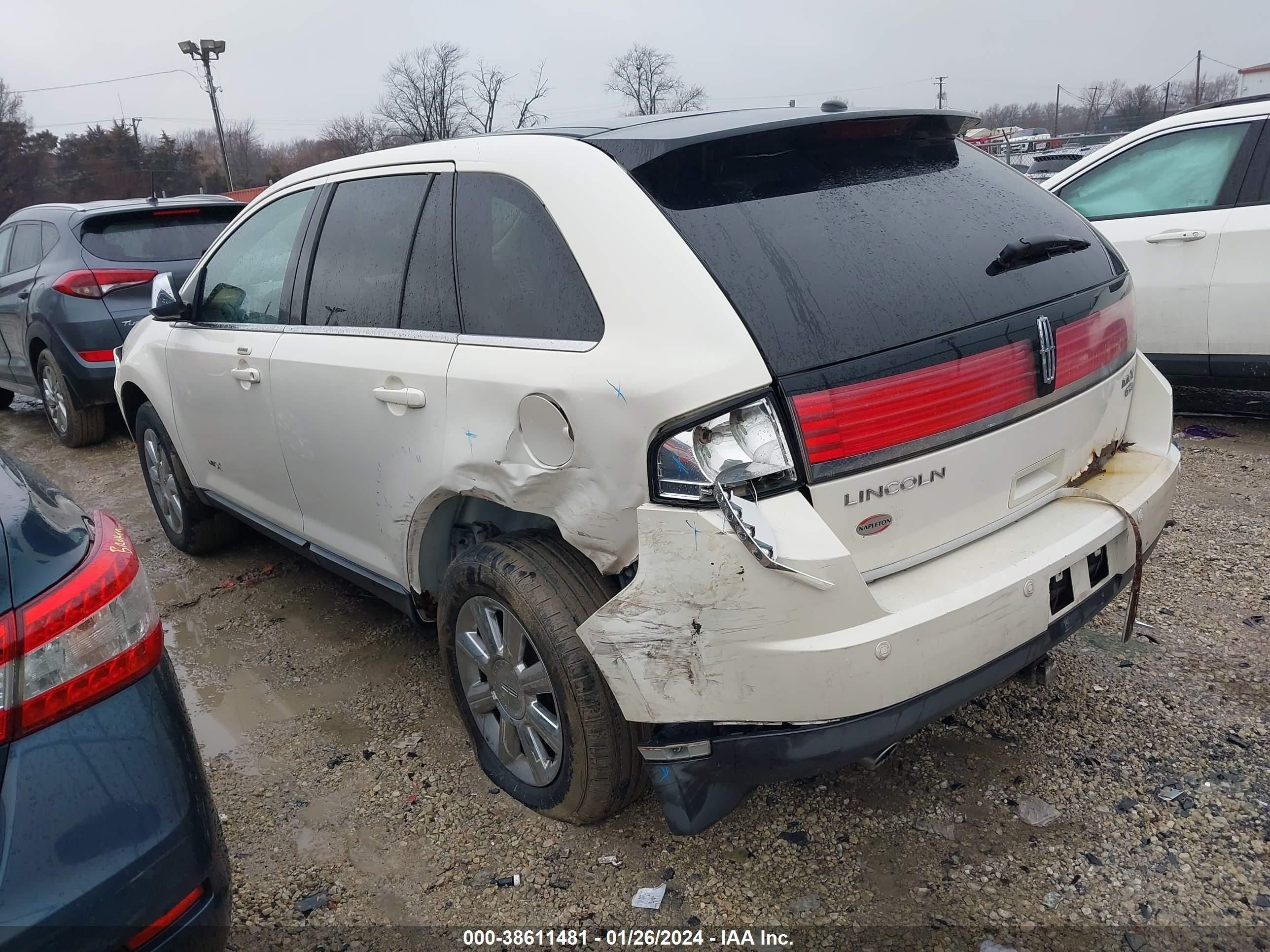 Photo 2 VIN: 2LMDU88C17BJ10292 - LINCOLN MKX 