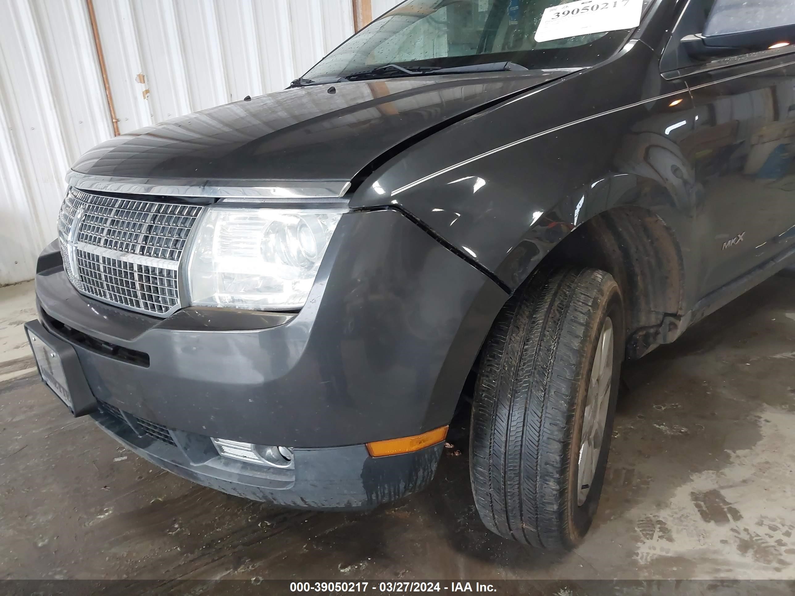 Photo 10 VIN: 2LMDU88C17BJ20160 - LINCOLN MKX 