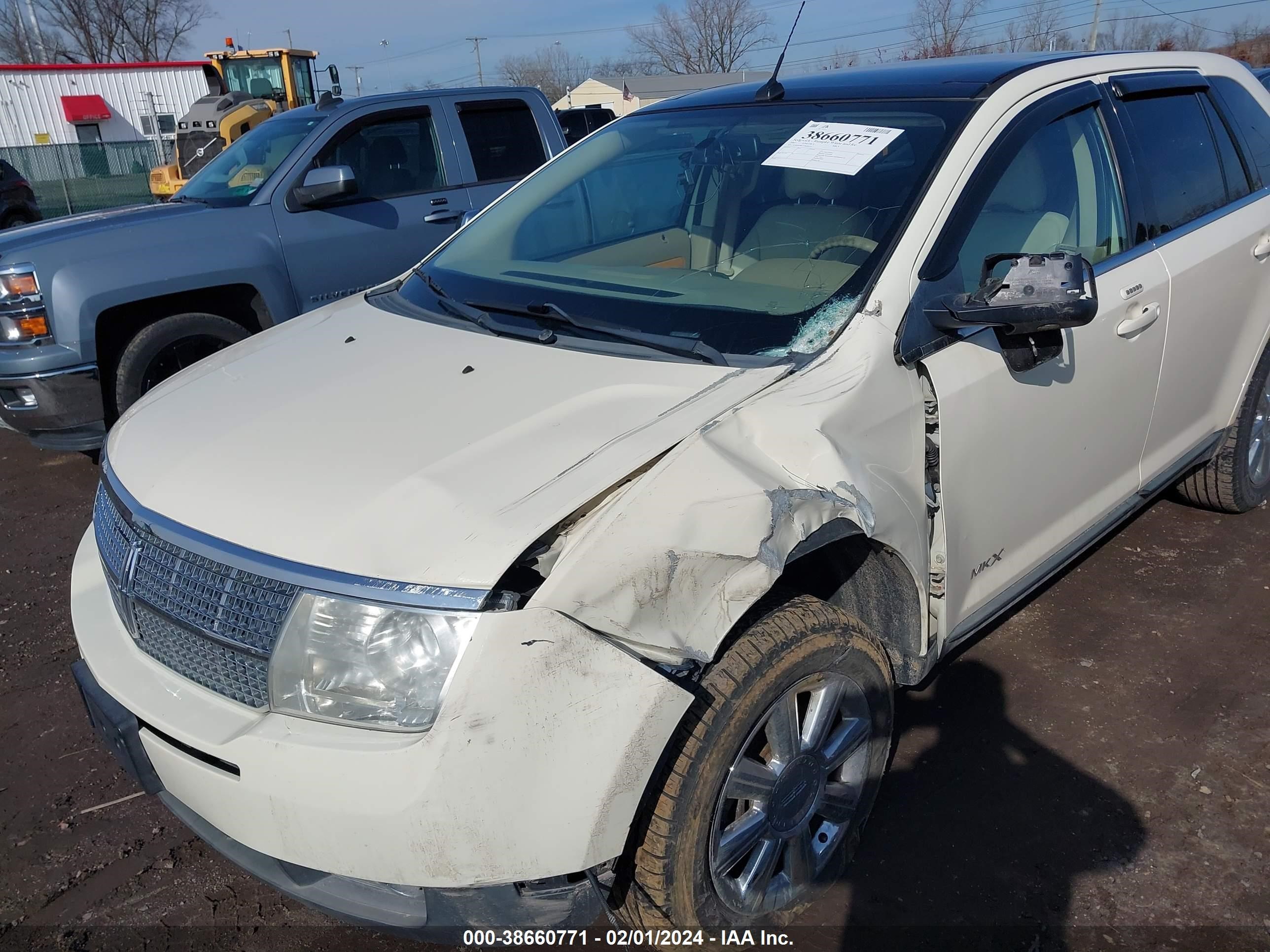 Photo 5 VIN: 2LMDU88C17BJ20210 - LINCOLN MKX 