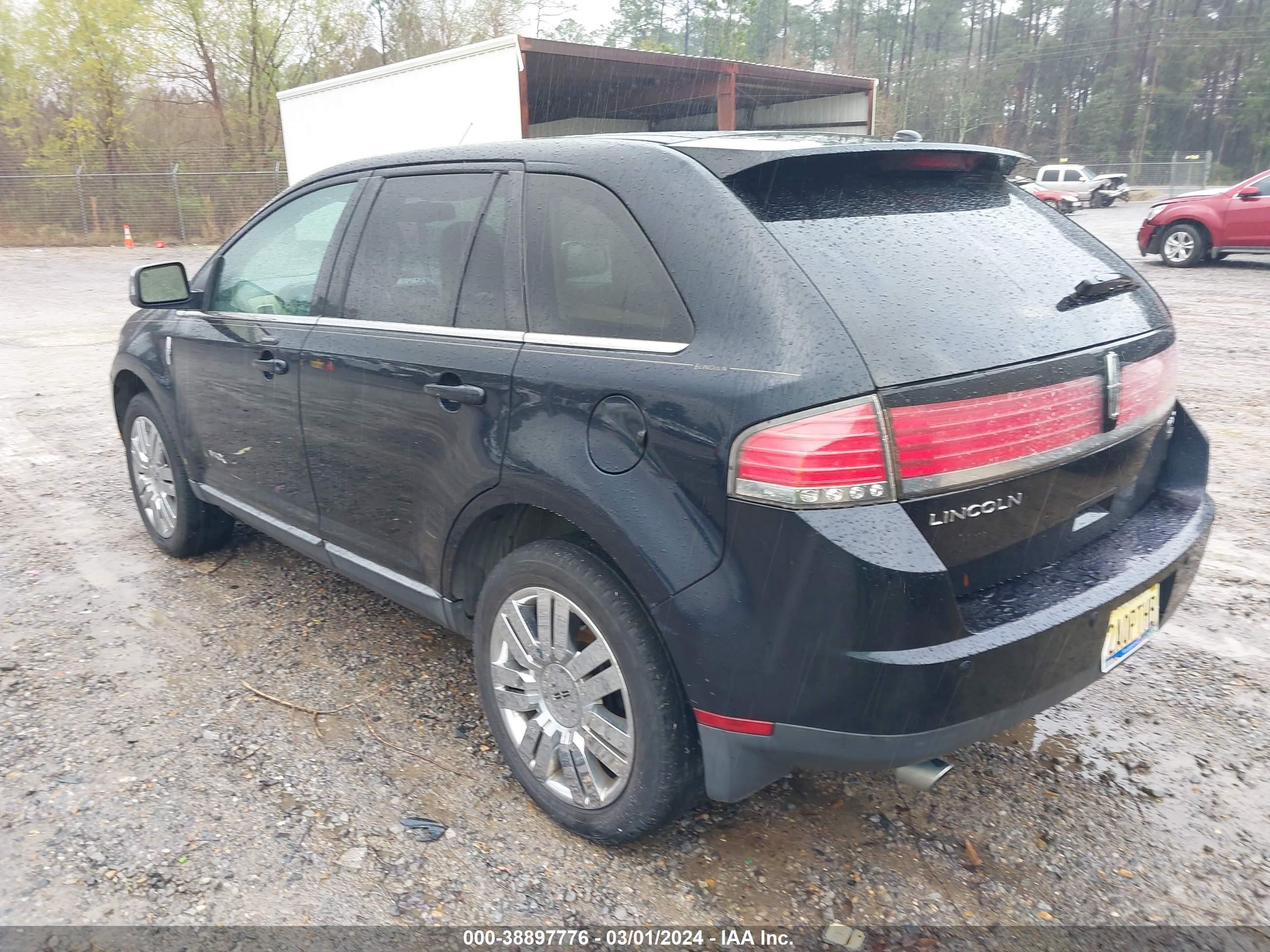 Photo 2 VIN: 2LMDU88C28BJ21738 - LINCOLN MKX 