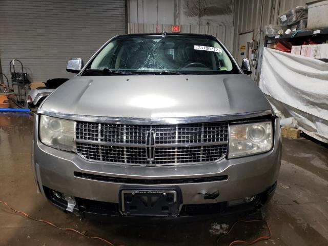 Photo 4 VIN: 2LMDU88C38BJ03734 - LINCOLN MKX 