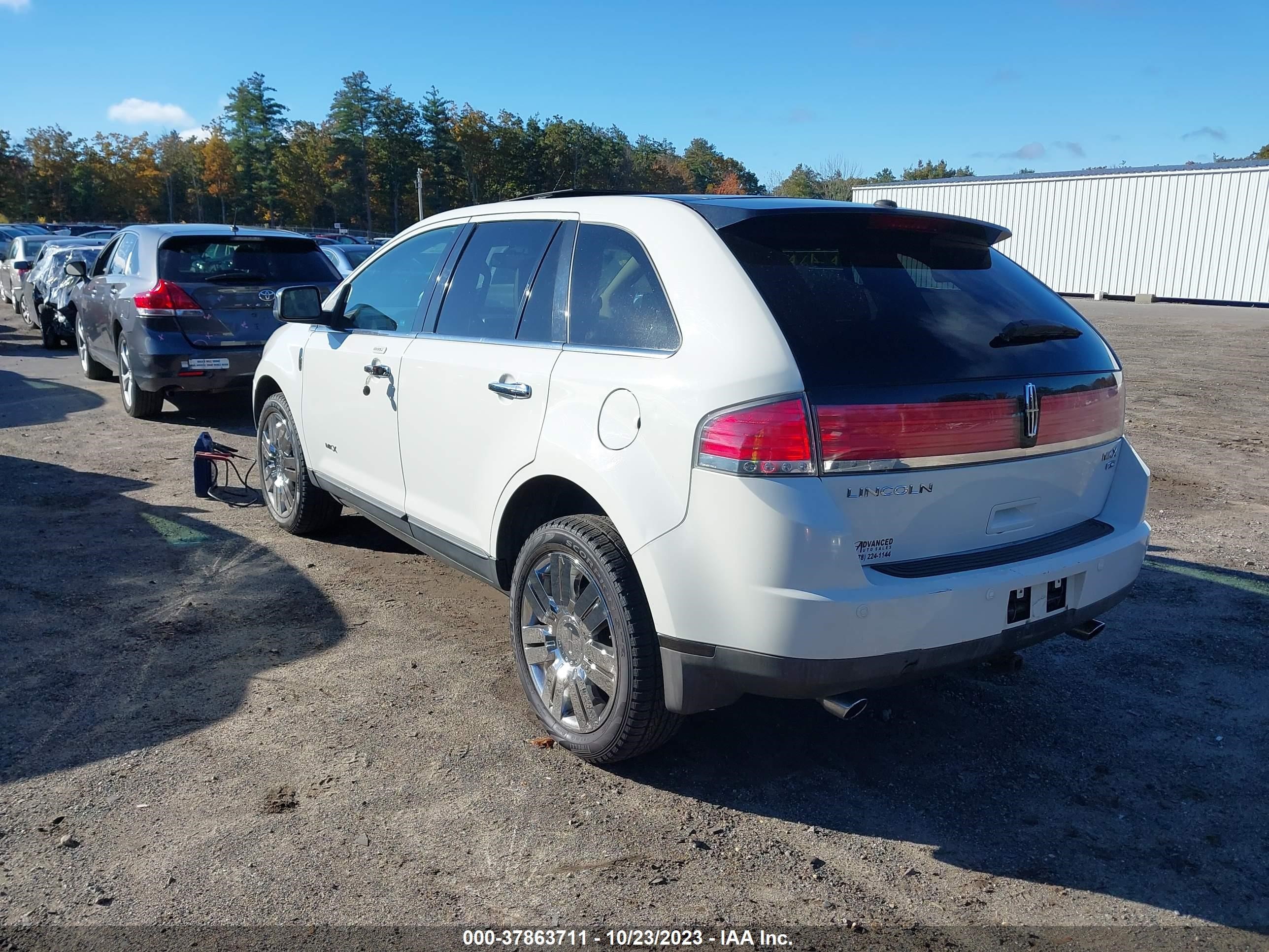 Photo 2 VIN: 2LMDU88C39BJ02326 - LINCOLN MKX 