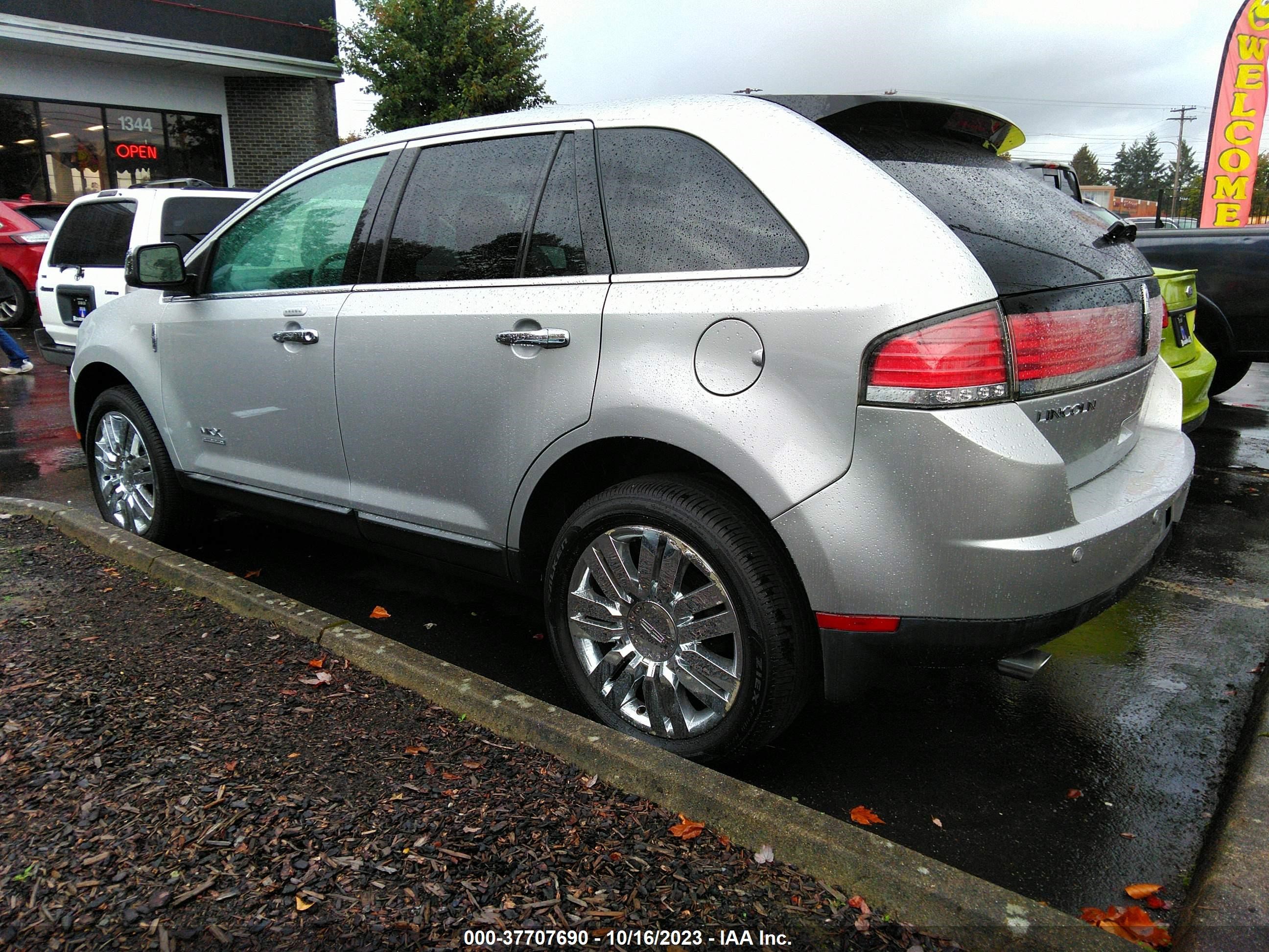 Photo 2 VIN: 2LMDU88C39BJ13004 - LINCOLN MKX 