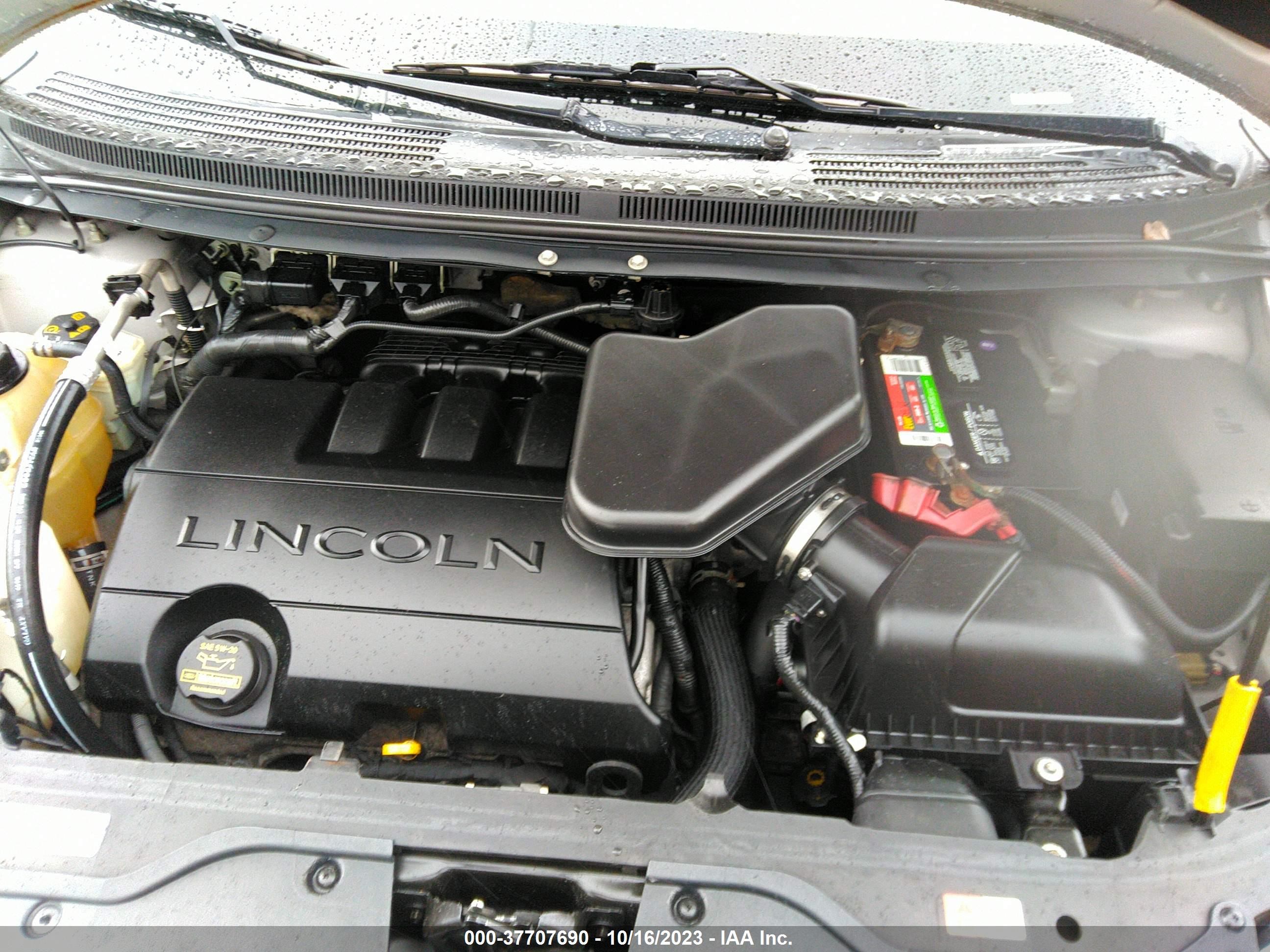 Photo 9 VIN: 2LMDU88C39BJ13004 - LINCOLN MKX 