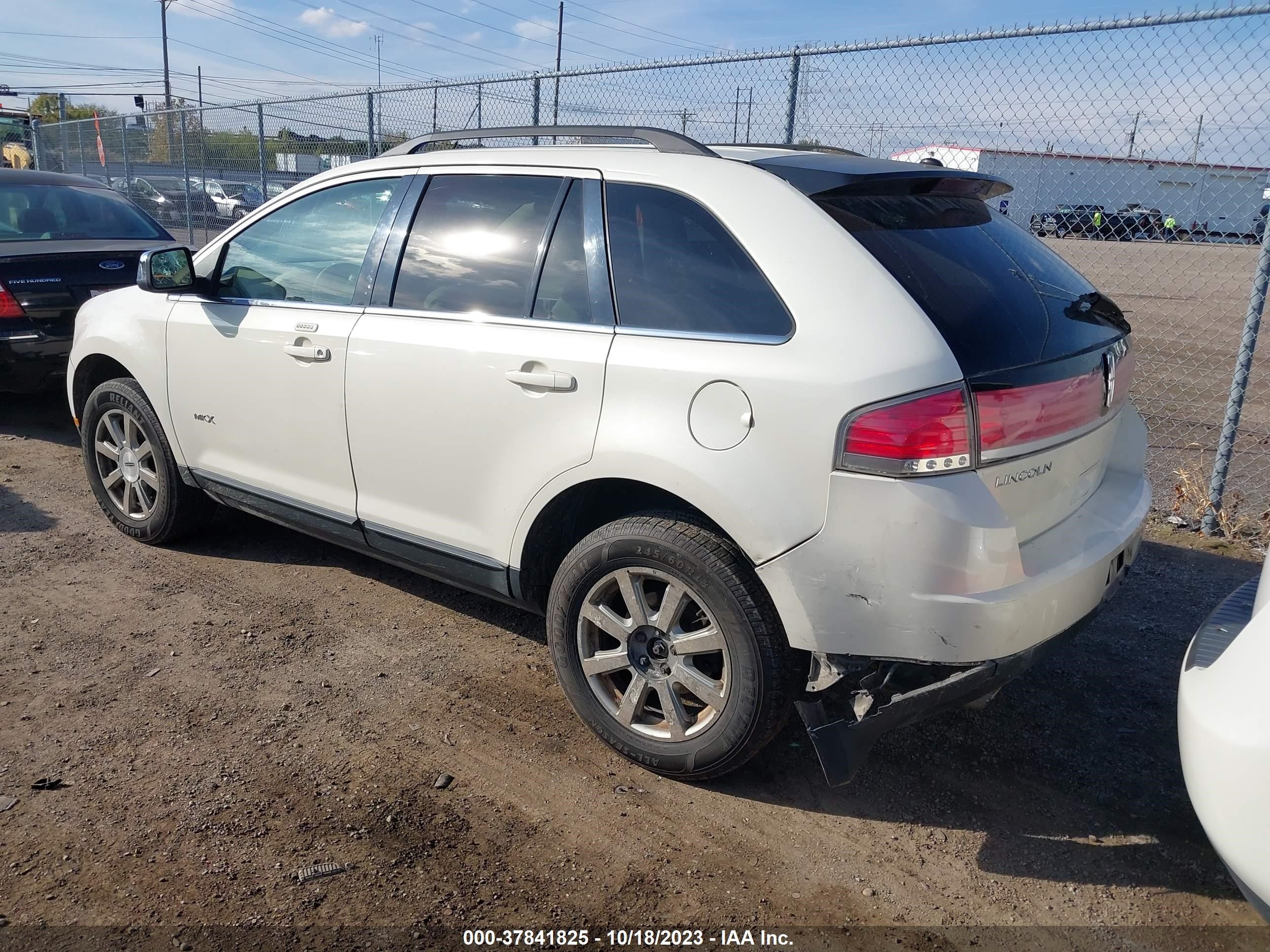 Photo 2 VIN: 2LMDU88C47BJ15437 - LINCOLN MKX 