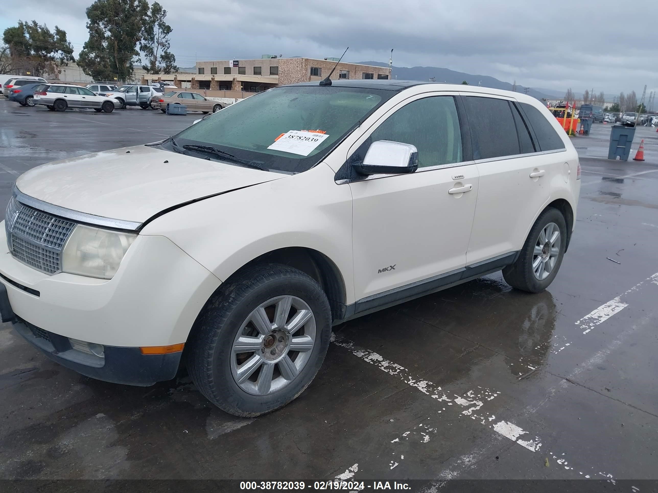 Photo 1 VIN: 2LMDU88C47BJ18001 - LINCOLN MKX 