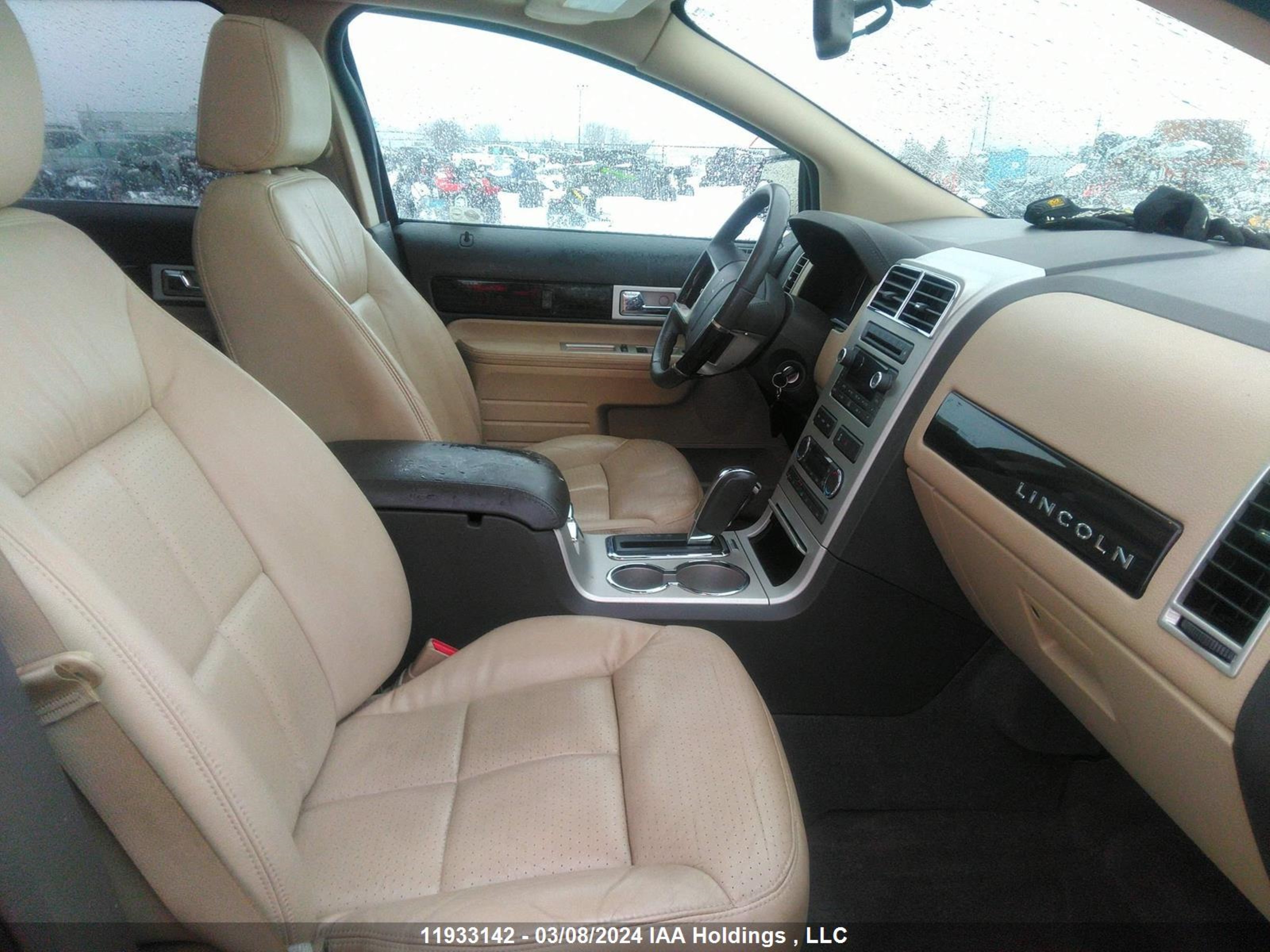 Photo 4 VIN: 2LMDU88C59BJ02540 - LINCOLN MKX 