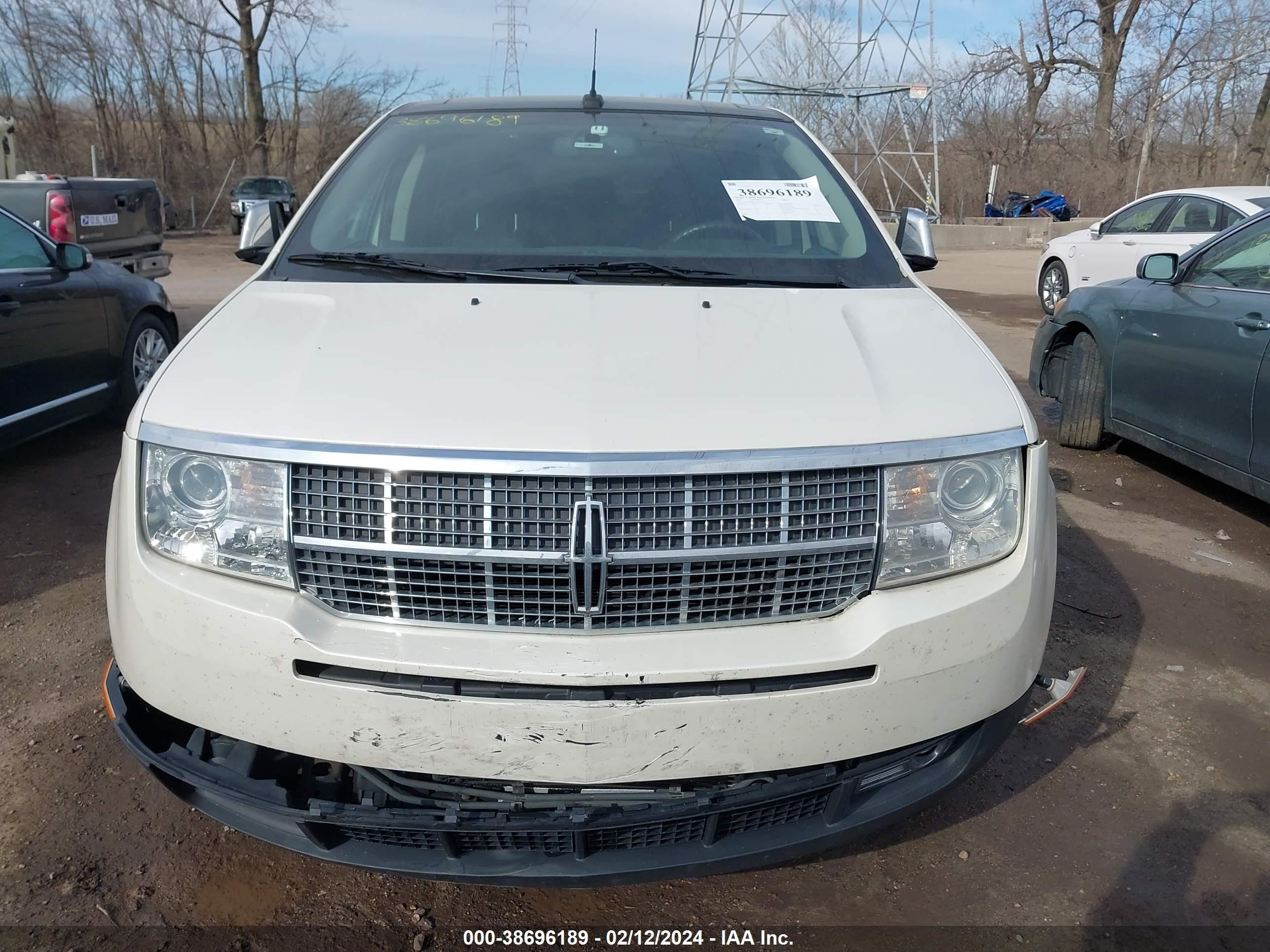 Photo 11 VIN: 2LMDU88C67BJ19957 - LINCOLN MKX 