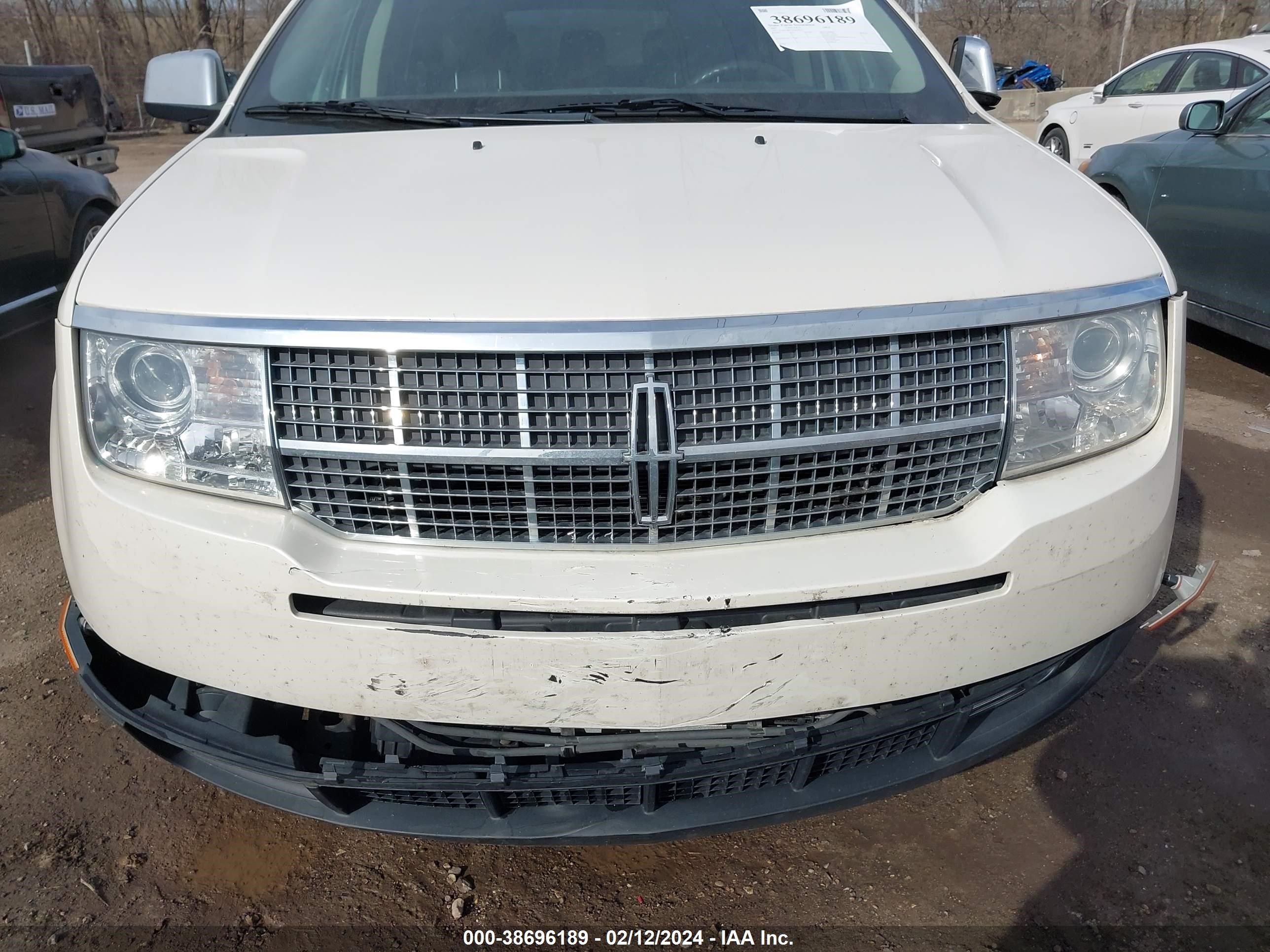 Photo 5 VIN: 2LMDU88C67BJ19957 - LINCOLN MKX 