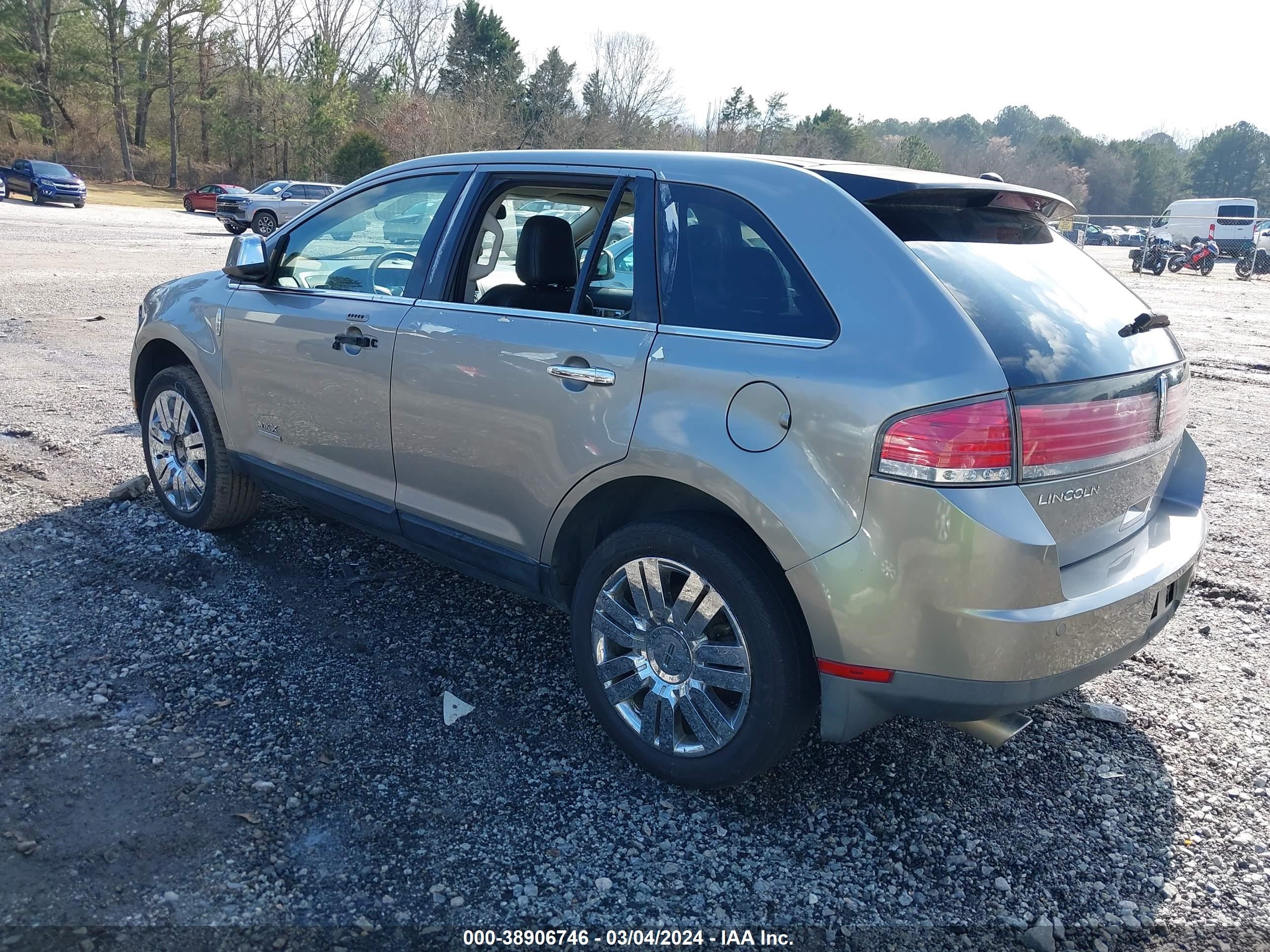 Photo 2 VIN: 2LMDU88C78BJ28216 - LINCOLN MKX 