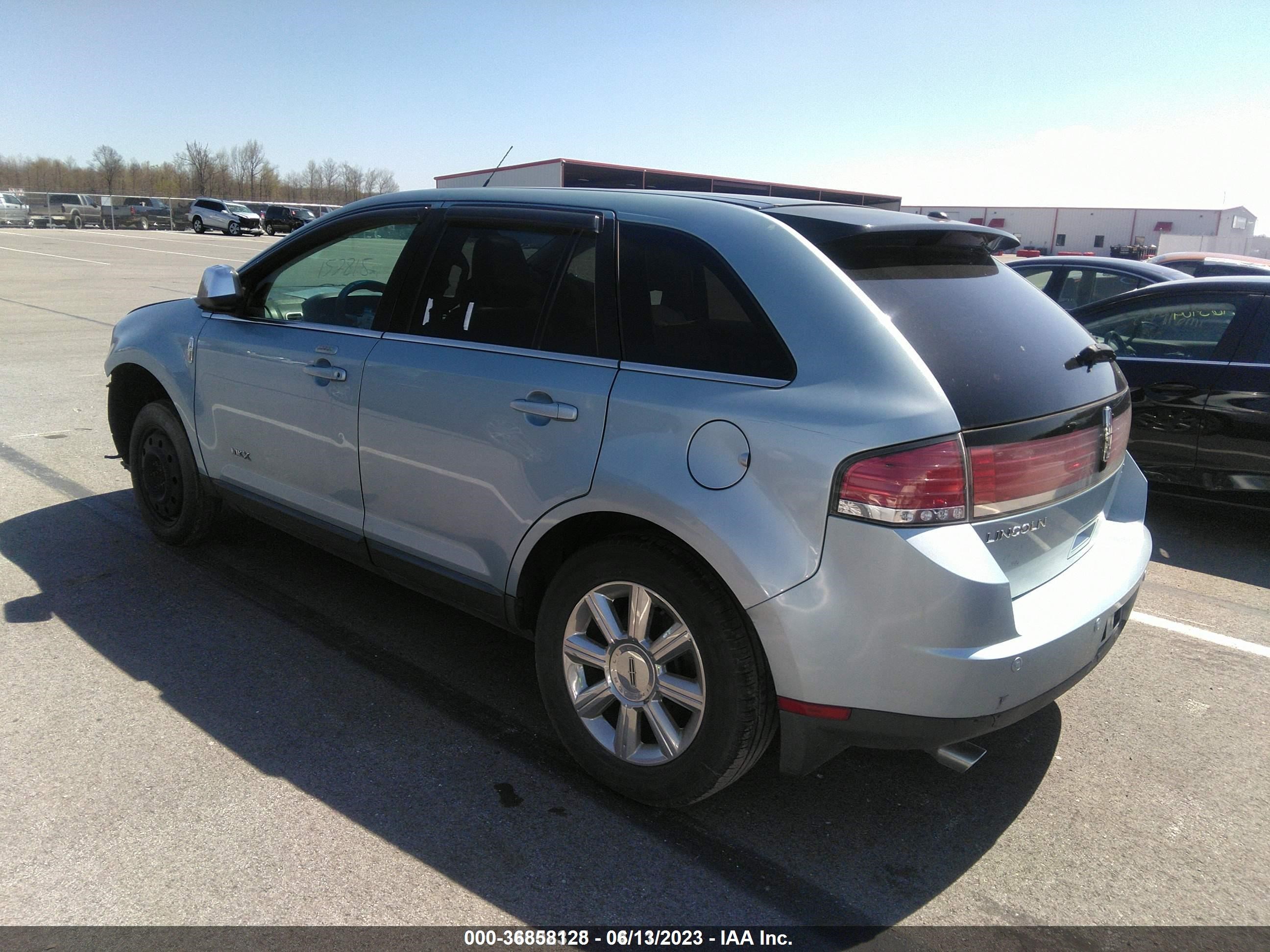 Photo 2 VIN: 2LMDU88C78BJ32315 - LINCOLN MKX 