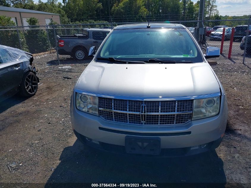 Photo 11 VIN: 2LMDU88C79BJ00952 - LINCOLN MKX 