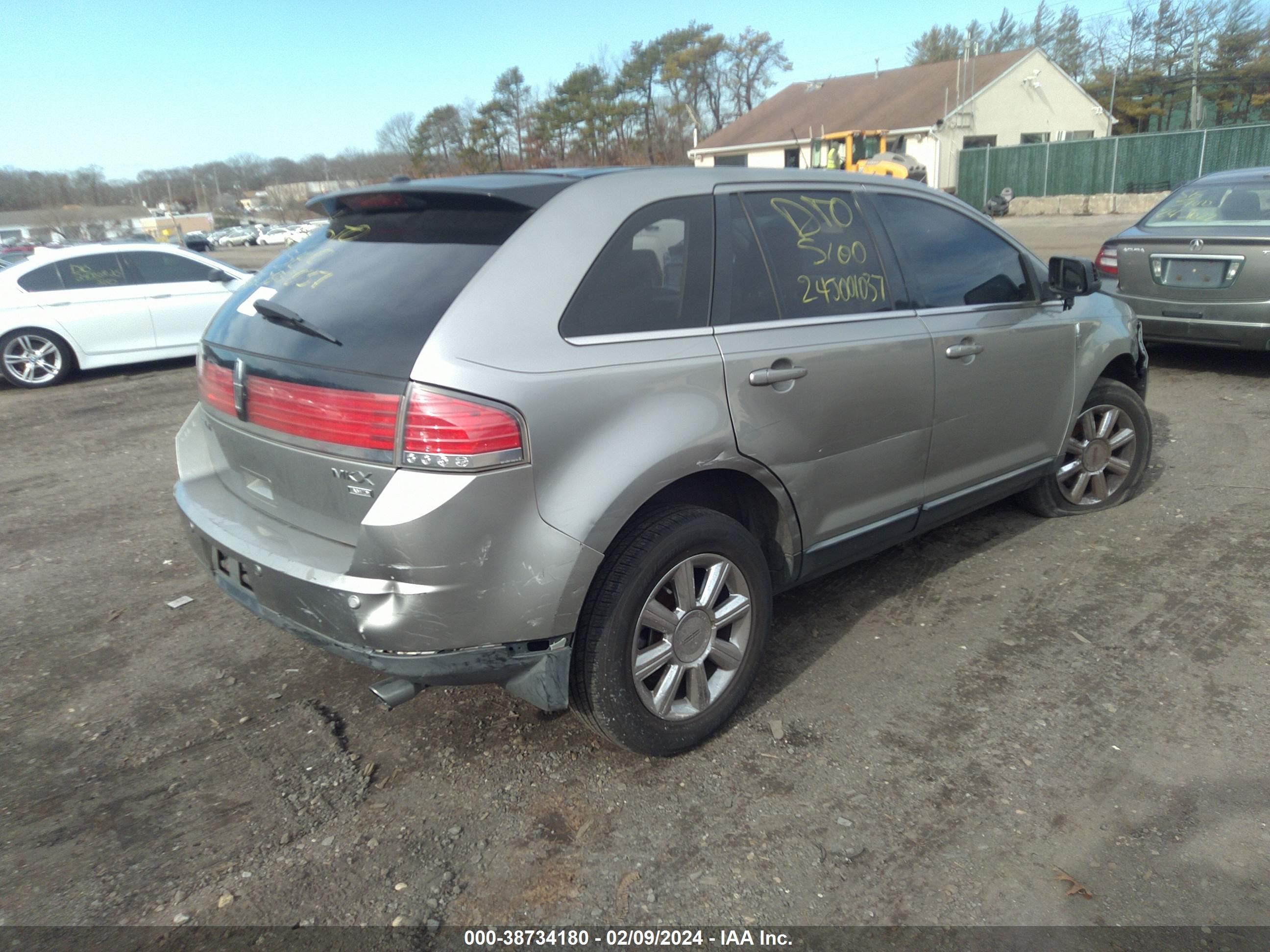 Photo 3 VIN: 2LMDU88C88BJ28502 - LINCOLN MKX 