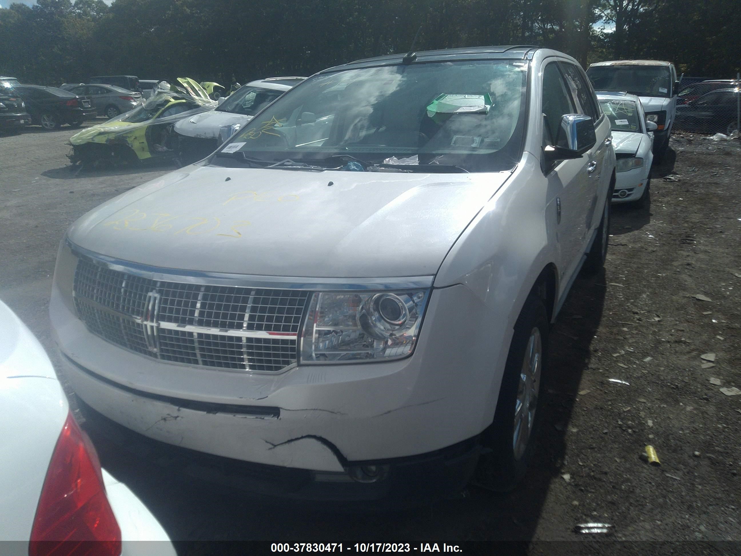 Photo 5 VIN: 2LMDU88C99BJ04405 - LINCOLN MKX 