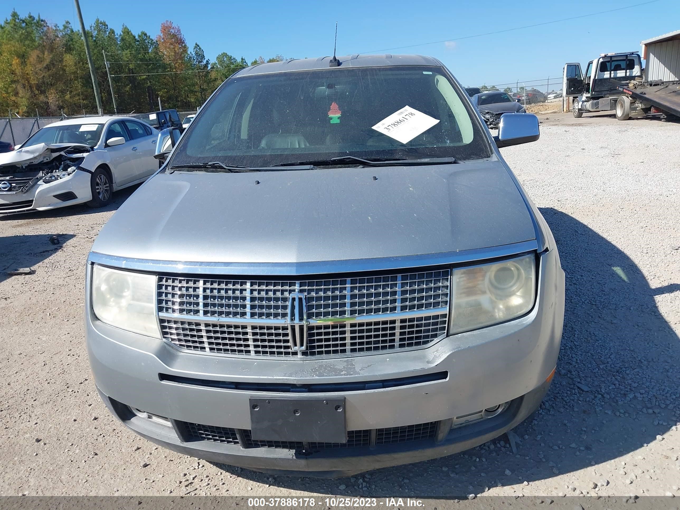 Photo 5 VIN: 2LMDU88CX7BJ18603 - LINCOLN MKX 