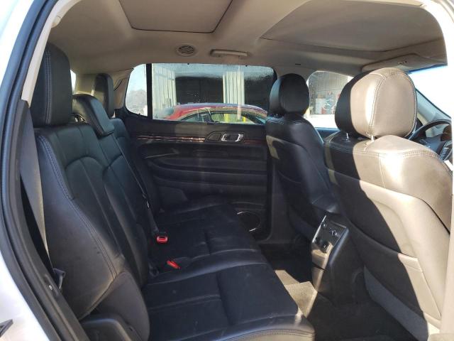 Photo 5 VIN: 2LMHJ5AR1BBJ53272 - LINCOLN MKT 