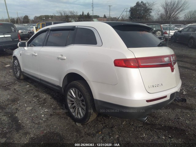 Photo 2 VIN: 2LMHJ5AR2ABJ08890 - LINCOLN MKT 