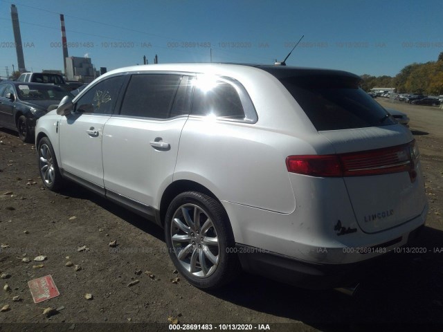 Photo 2 VIN: 2LMHJ5AR5ABJ10049 - LINCOLN MKT 