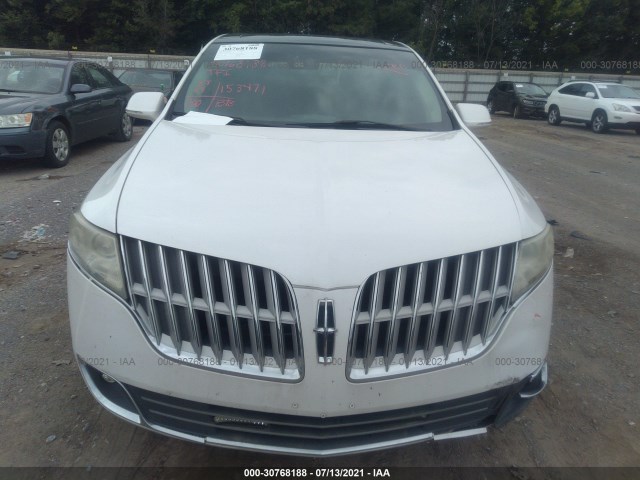 Photo 5 VIN: 2LMHJ5AR5ABJ25358 - LINCOLN MKT 