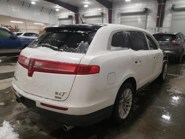 Photo 3 VIN: 2LMHJ5AR6ABJ06124 - LINCOLN MKT 