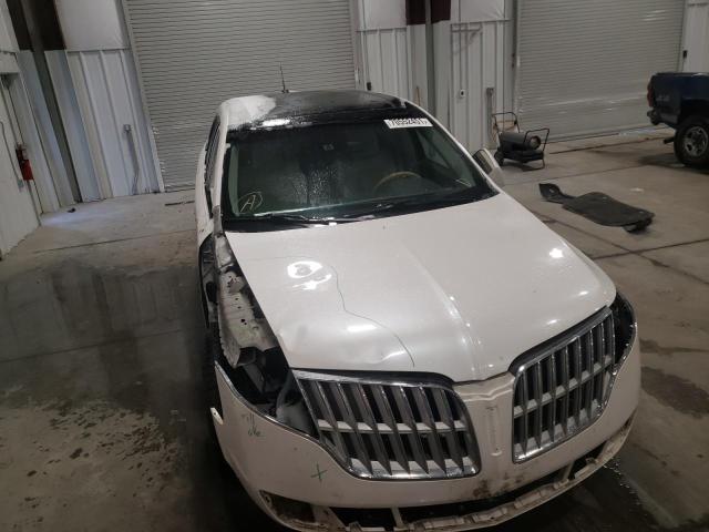 Photo 8 VIN: 2LMHJ5AR6ABJ06124 - LINCOLN MKT 