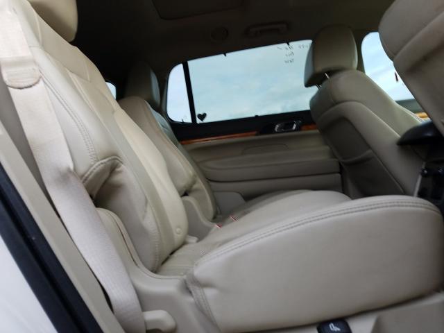 Photo 5 VIN: 2LMHJ5AR8ABJ08098 - LINCOLN MKT 