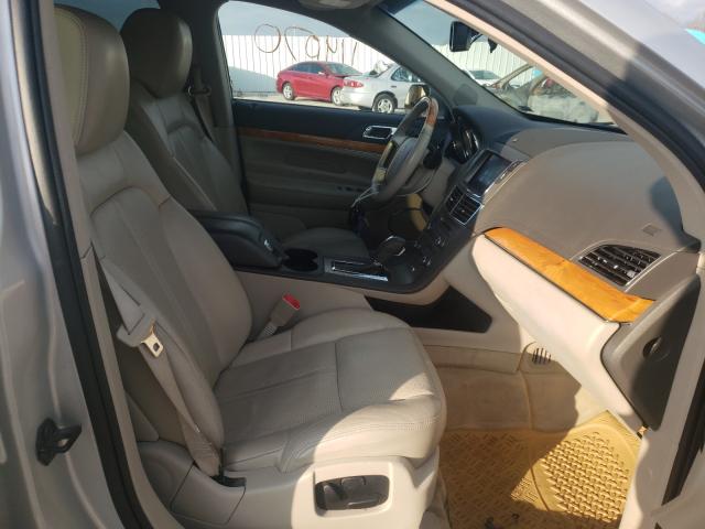 Photo 4 VIN: 2LMHJ5AR8ABJ22809 - LINCOLN MKT 