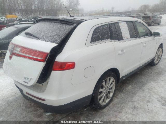 Photo 3 VIN: 2LMHJ5AT0ABJ17826 - LINCOLN MKT 