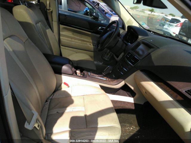 Photo 4 VIN: 2LMHJ5AT0FBL00960 - LINCOLN MKT 