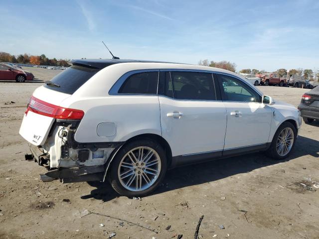 Photo 2 VIN: 2LMHJ5AT0FBL00991 - LINCOLN MKT 