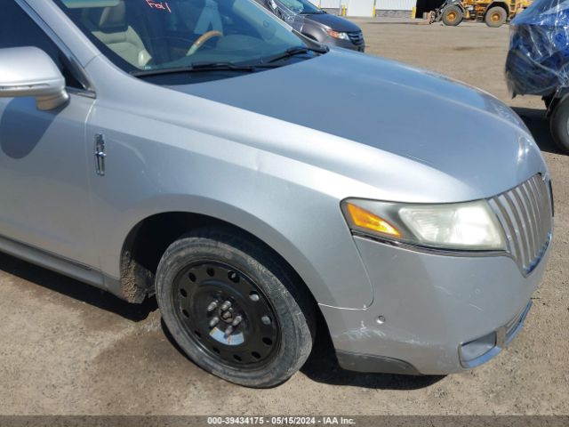 Photo 5 VIN: 2LMHJ5AT1ABJ03482 - LINCOLN MKT 