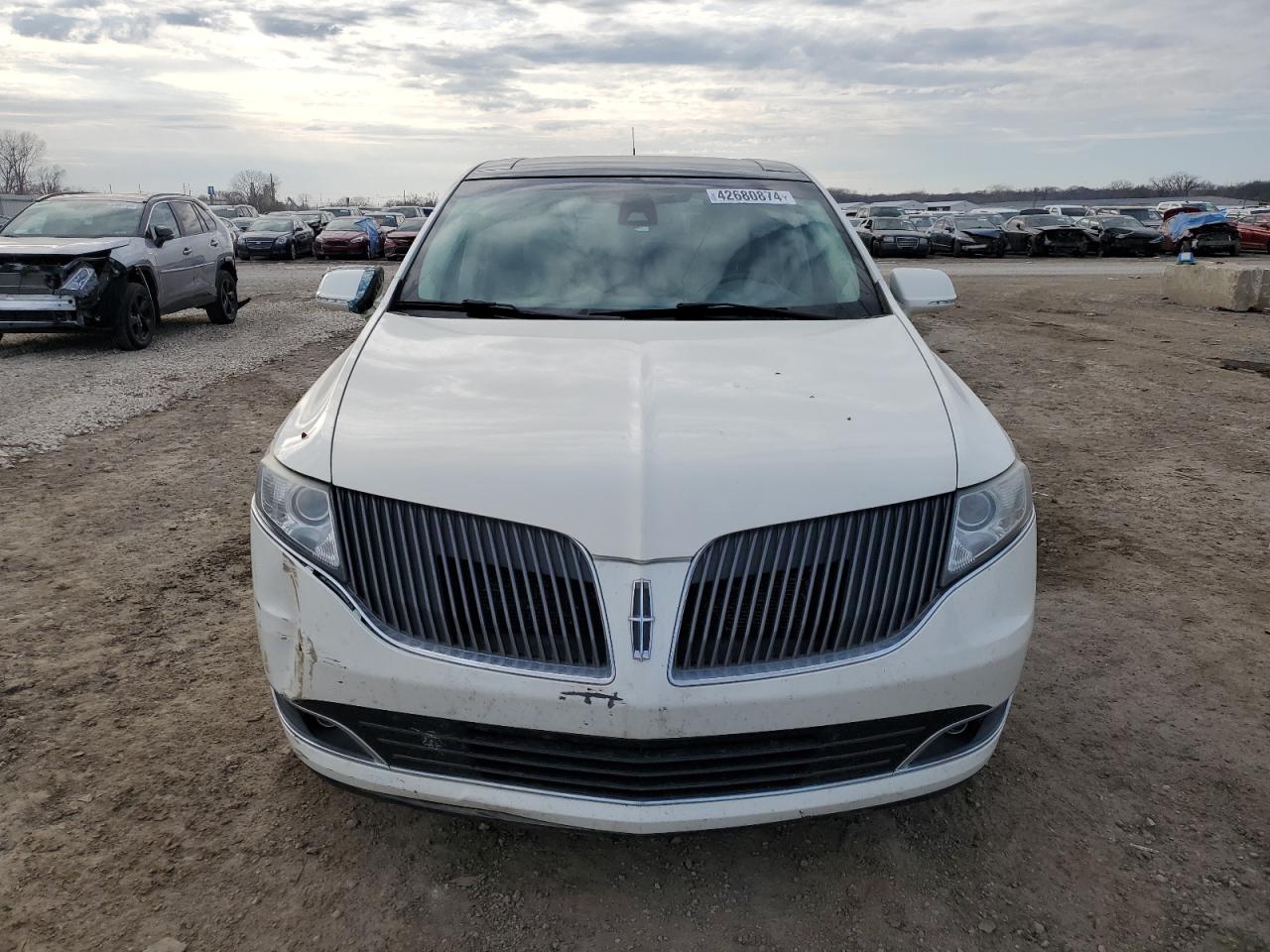 Photo 4 VIN: 2LMHJ5AT1DBL57634 - LINCOLN MKT 