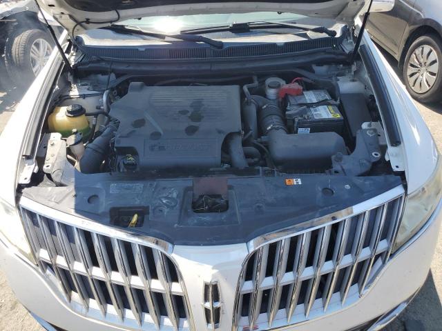 Photo 11 VIN: 2LMHJ5AT2BBJ50621 - LINCOLN MKT 