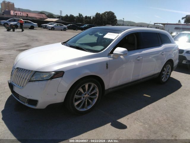 Photo 1 VIN: 2LMHJ5AT2BBJ50621 - LINCOLN MKT 