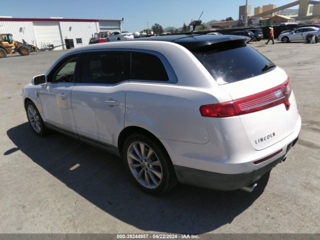 Photo 2 VIN: 2LMHJ5AT2BBJ50621 - LINCOLN MKT 