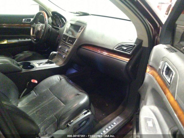 Photo 4 VIN: 2LMHJ5AT2BBJ54491 - LINCOLN MKT 