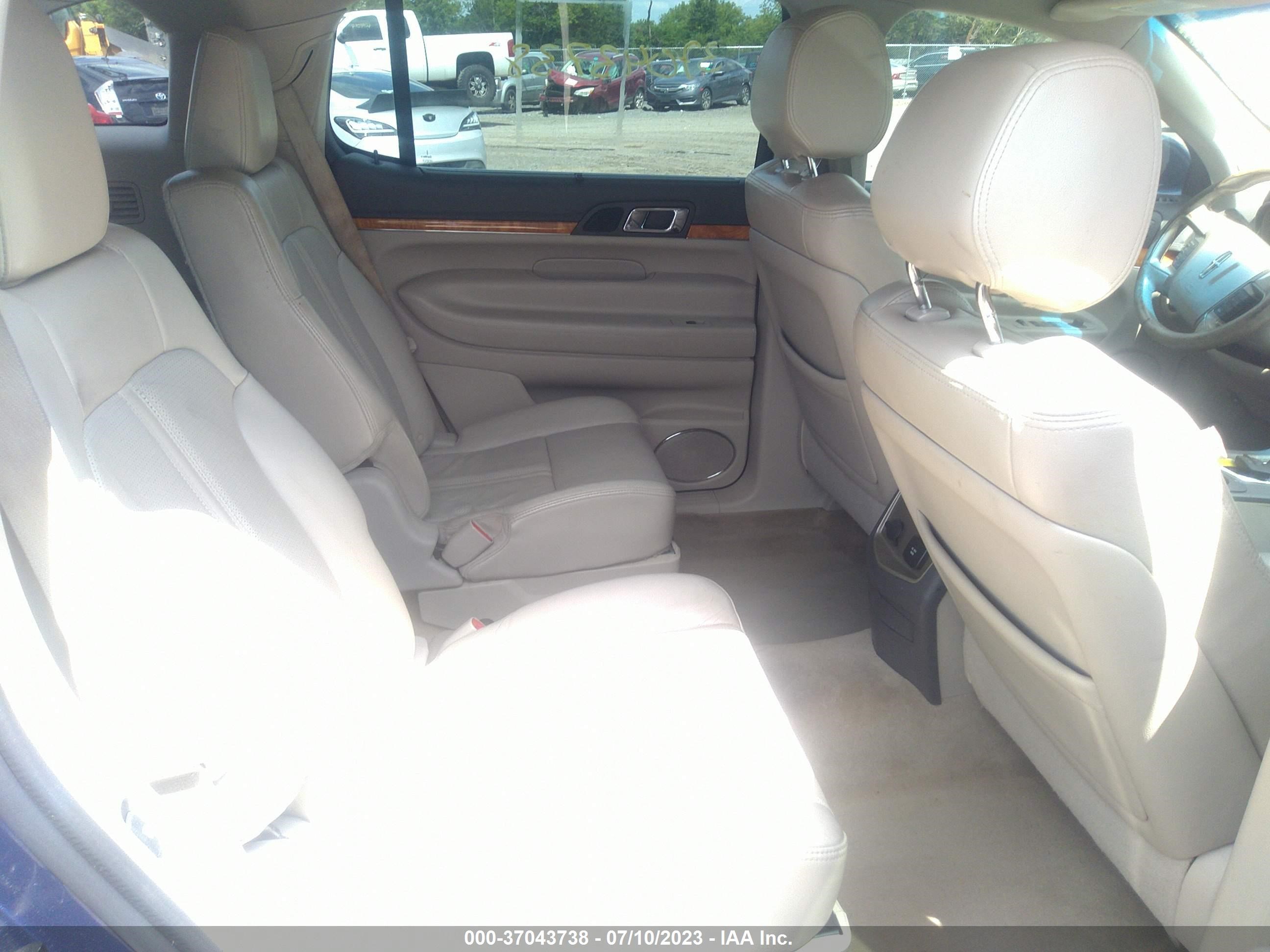 Photo 7 VIN: 2LMHJ5AT2CBL51906 - LINCOLN MKT 