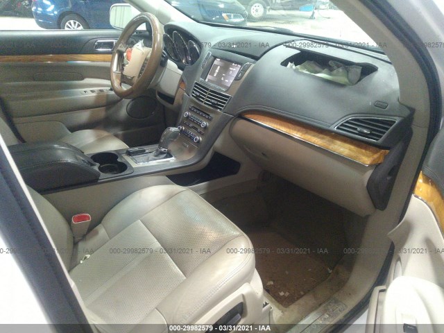 Photo 4 VIN: 2LMHJ5AT2CBL52120 - LINCOLN MKT 