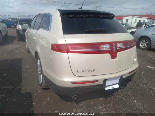 Photo 2 VIN: 2LMHJ5AT2GBL01934 - LINCOLN MKT 