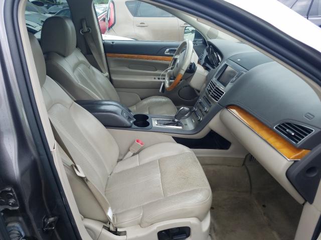 Photo 4 VIN: 2LMHJ5AT3ABJ18484 - LINCOLN MKT 