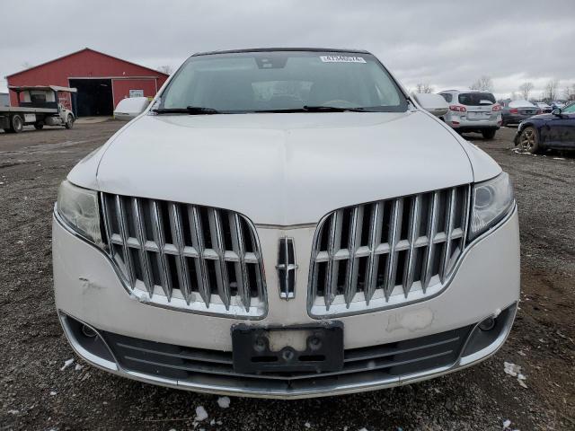 Photo 4 VIN: 2LMHJ5AT3BBJ51213 - LINCOLN MKT 