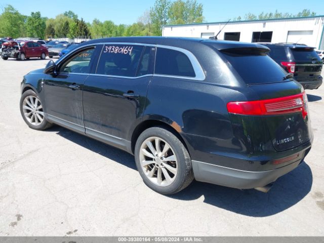 Photo 2 VIN: 2LMHJ5AT3BBJ52815 - LINCOLN MKT 