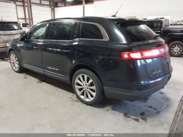 Photo 2 VIN: 2LMHJ5AT3BBJ54306 - LINCOLN MKT 