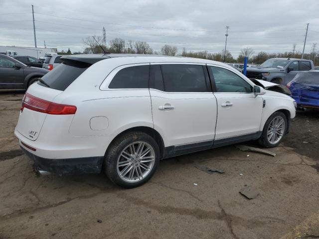 Photo 2 VIN: 2LMHJ5AT3DBL58199 - LINCOLN MKT 