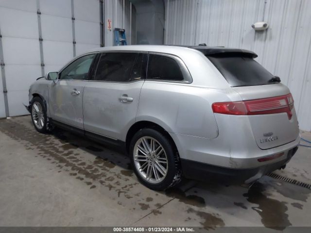 Photo 2 VIN: 2LMHJ5AT3EBL58057 - LINCOLN MKT 